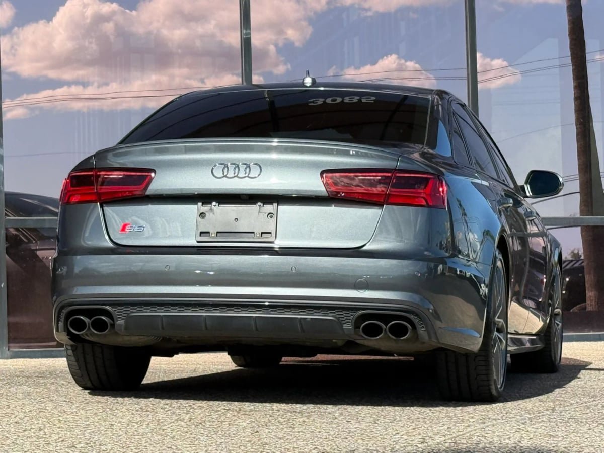 Used 2017 Audi S6 Premium Plus w/ S6 Sport Package AWD/4WD image 11