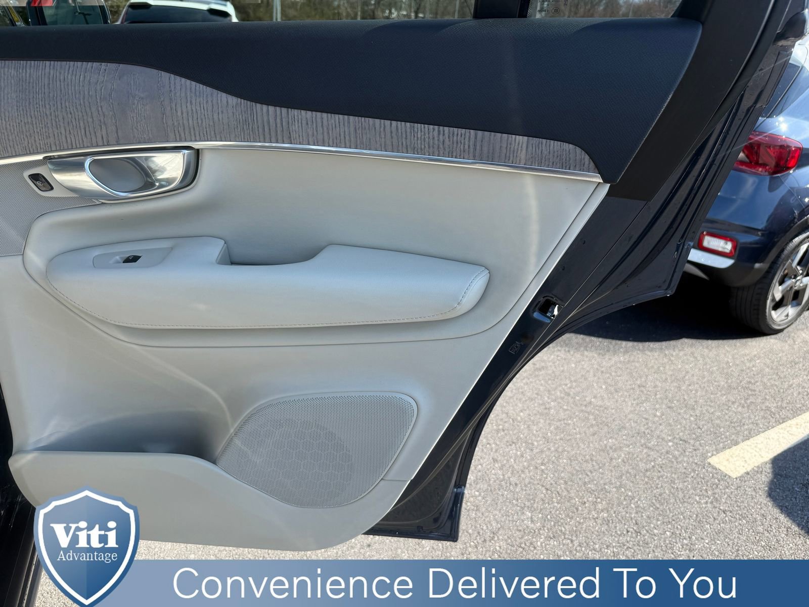 Certified 2023 Volvo XC90 B5 Plus AWD/4WD image 26