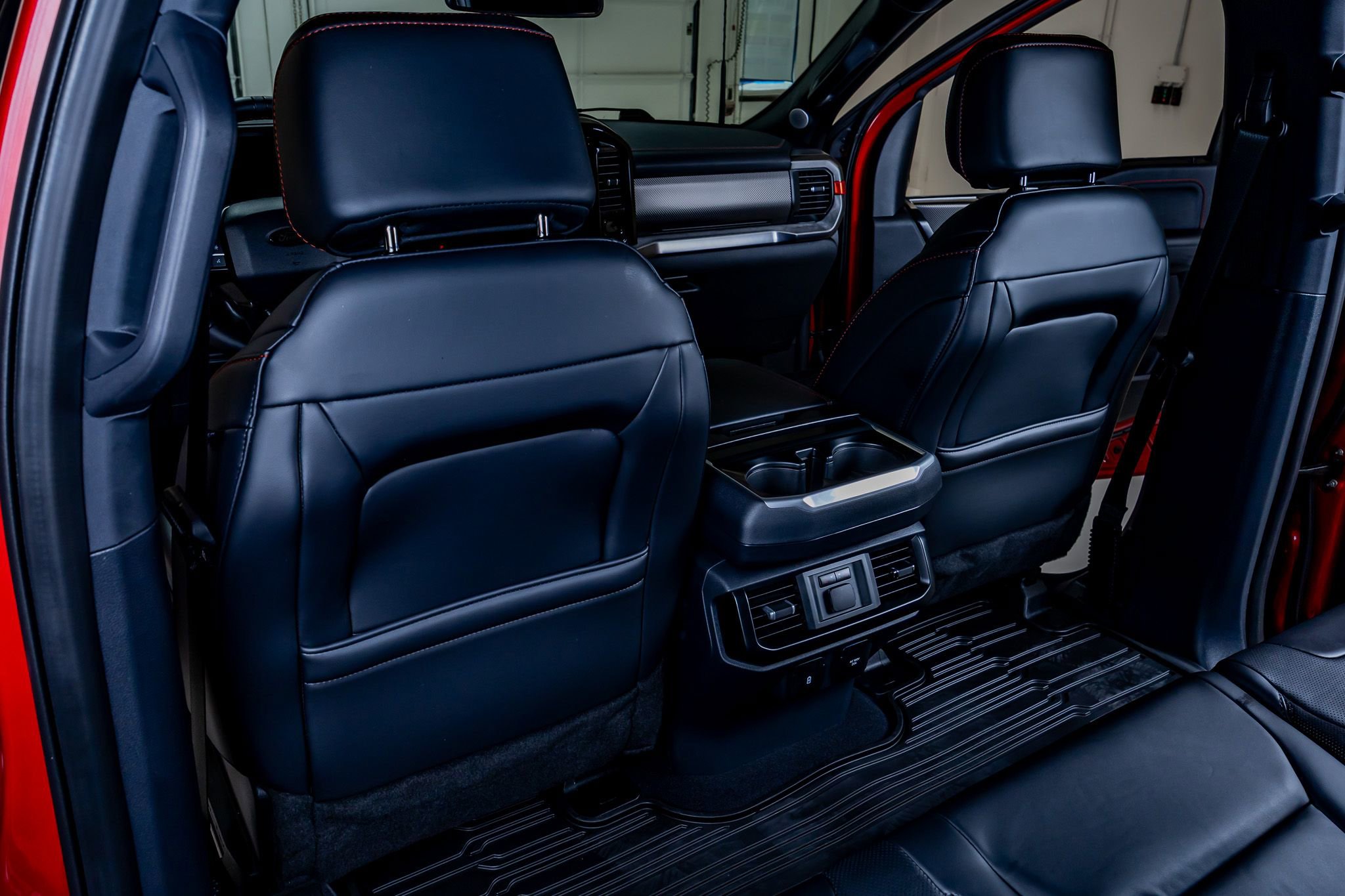 Used 2025 Ford F150 Raptor AWD/4WD image 34