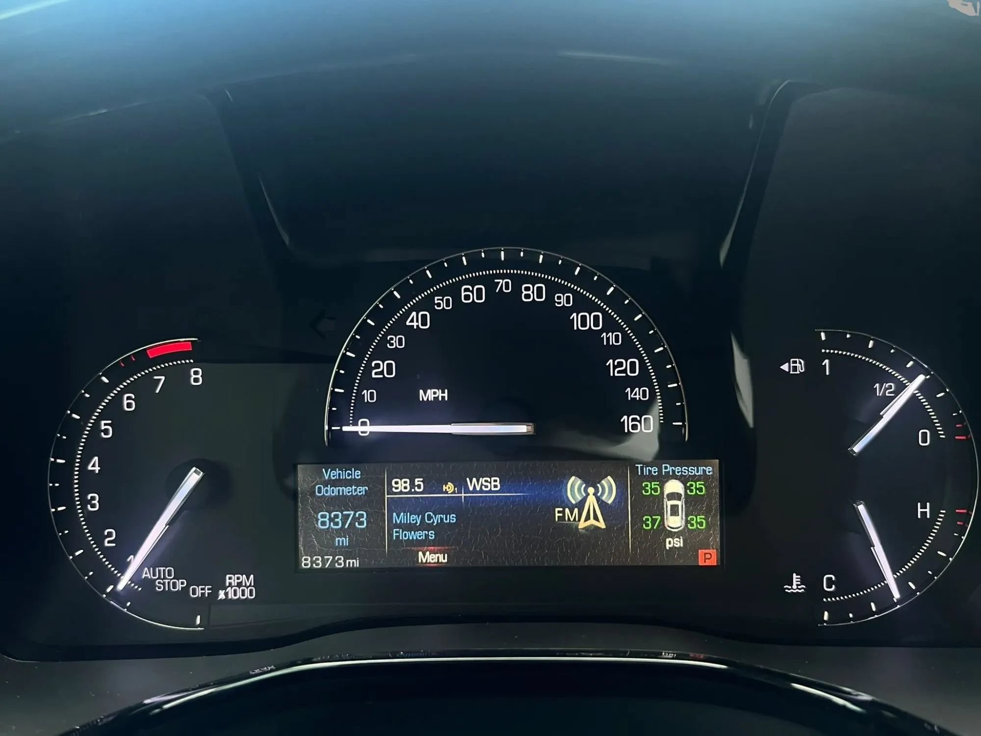 Used 2017 Cadillac XT5 Luxury w/ Driver Awareness Package FWD image 15