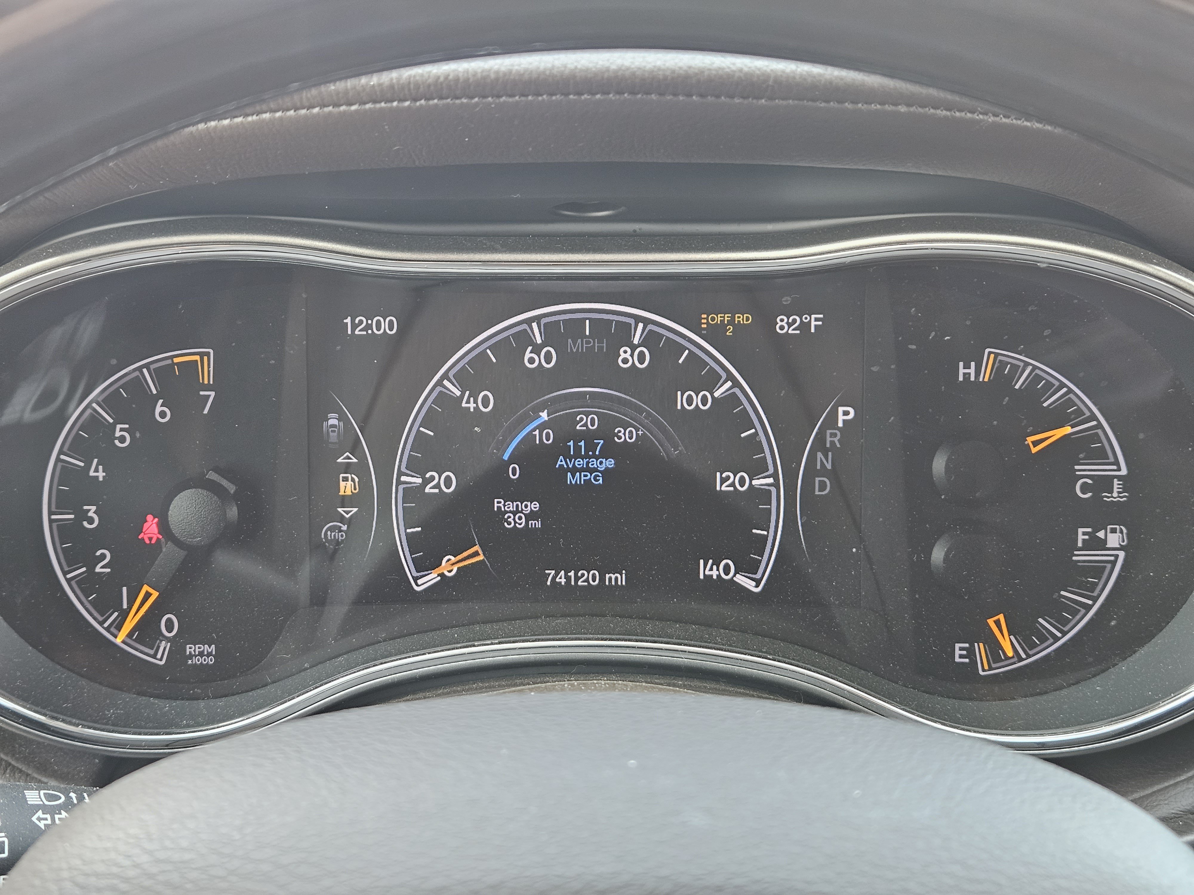 Used 2019 Jeep Grand Cherokee Overland AWD/4WD image 16