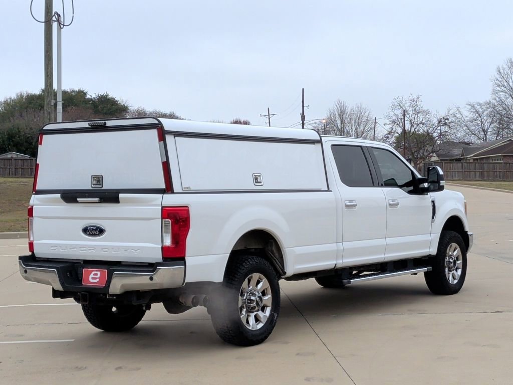 Used 2017 Ford F350 Lariat w/ Chrome Package image 8