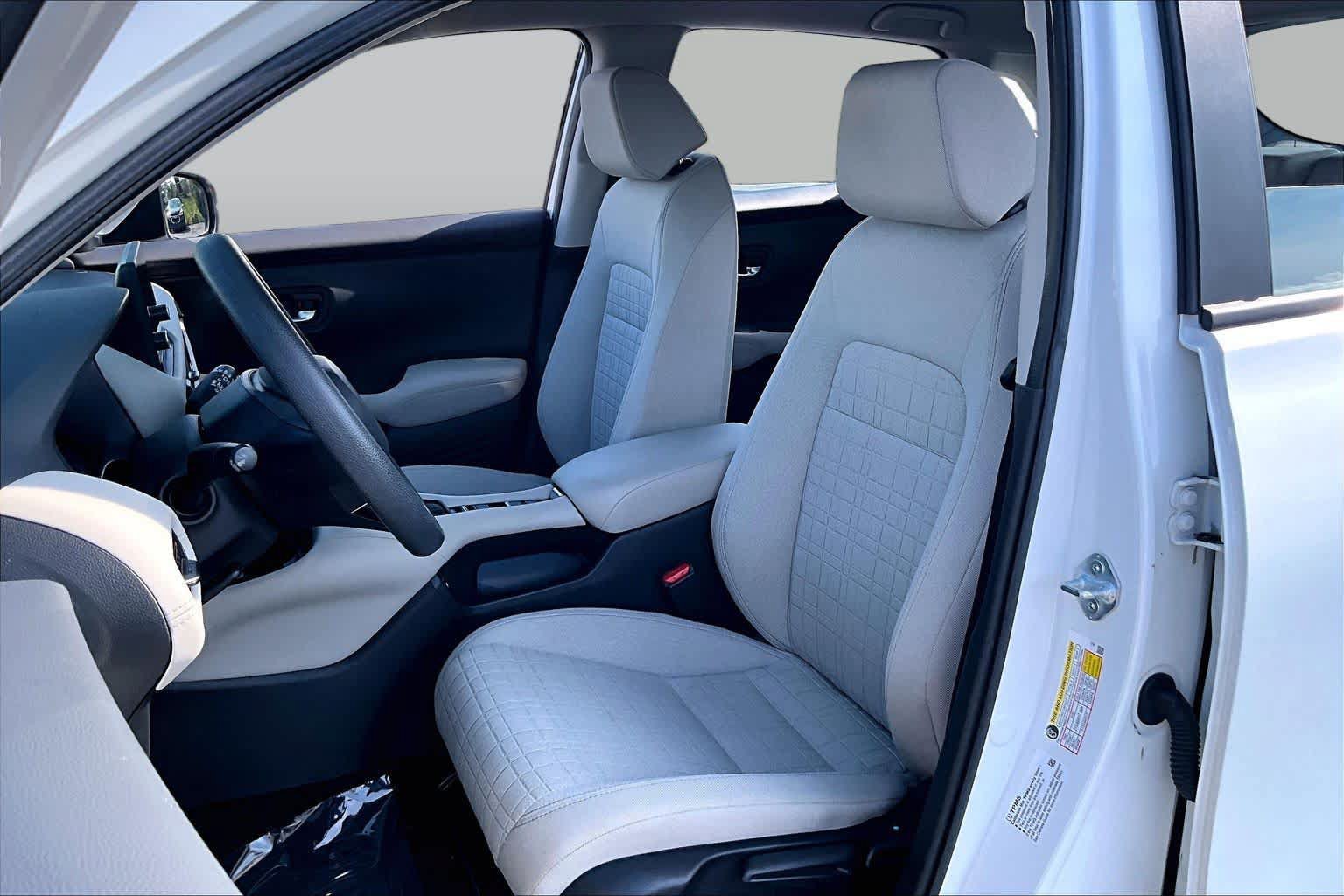 Used 2024 Honda HR-V LX image 8