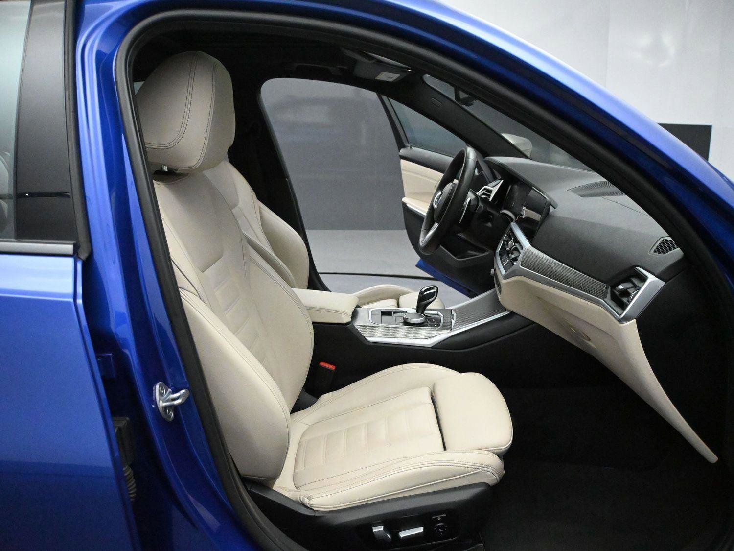 Used 2020 BMW M340i xDrive w/ Premium Package image 19