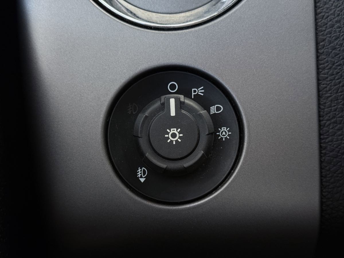 Used 2016 Ford Expedition EL Platinum image 50