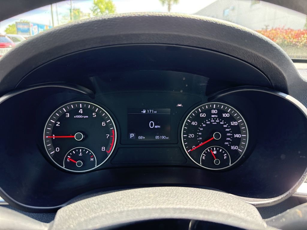 Used 2019 Kia Optima LX image 30