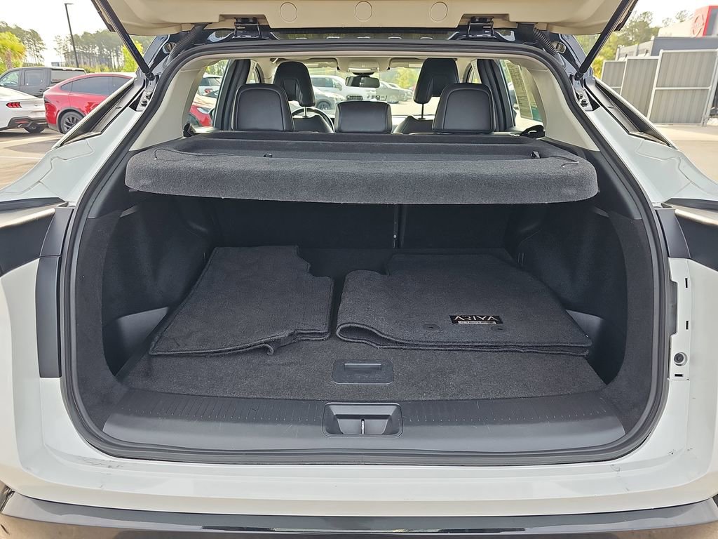 Used 2023 Nissan Ariya FWD image 16