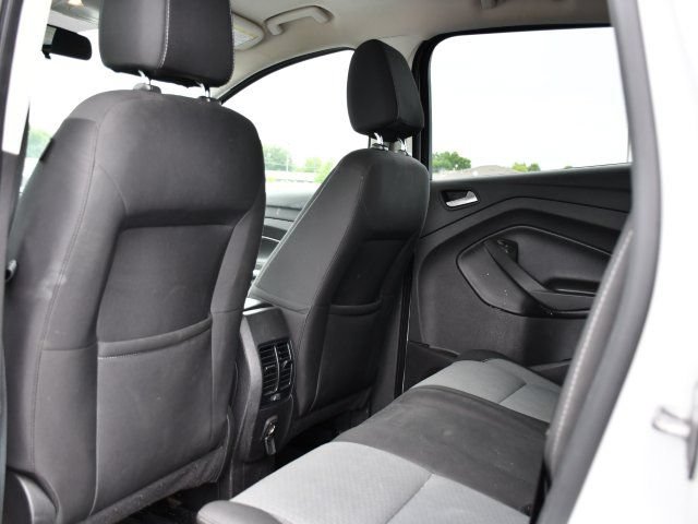Used 2017 Ford Escape SE AWD/4WD image 18