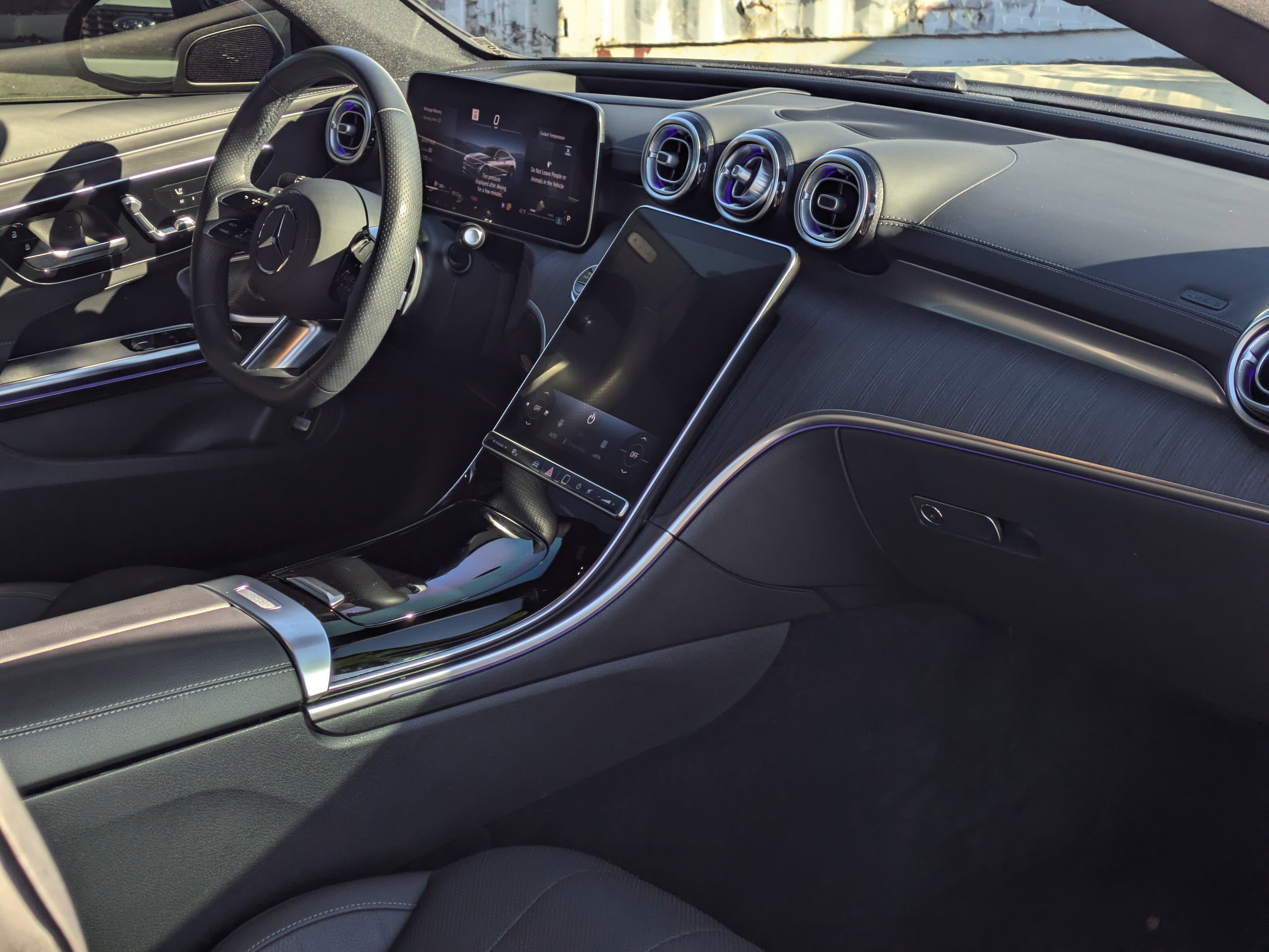 Used 2024 Mercedes-Benz CLE 300 4MATIC Coupe image 14