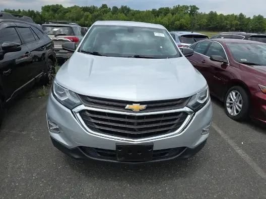 Used 2018 Chevrolet Equinox LS FWD image 2