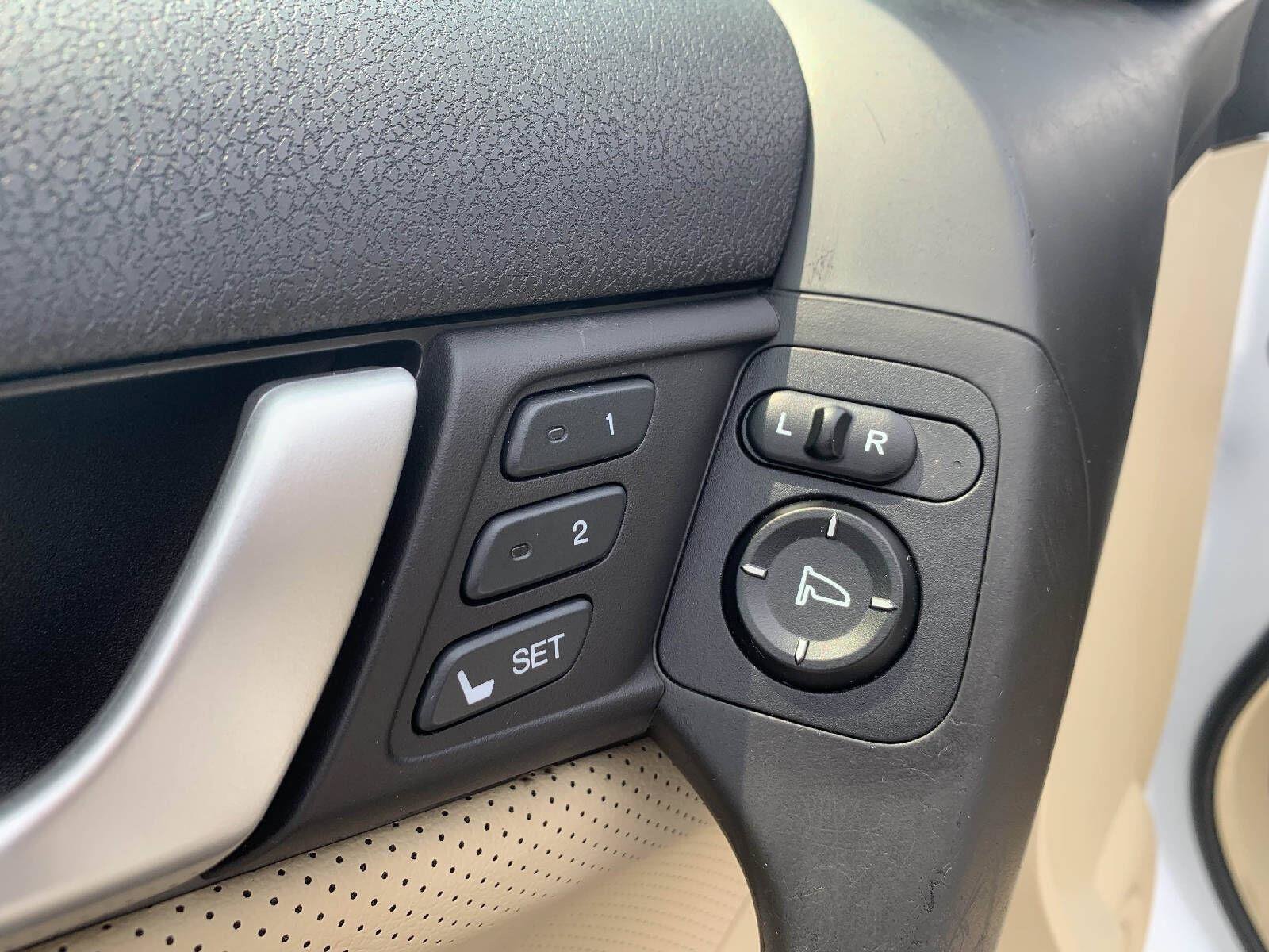 Used 2012 Acura TSX Sedan FWD image 11