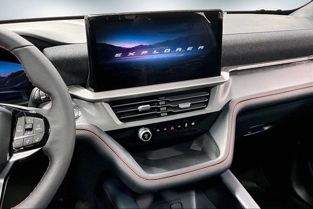New 2026 Ford Explorer ST-Line w/ ST-Line Street Pack image 7
