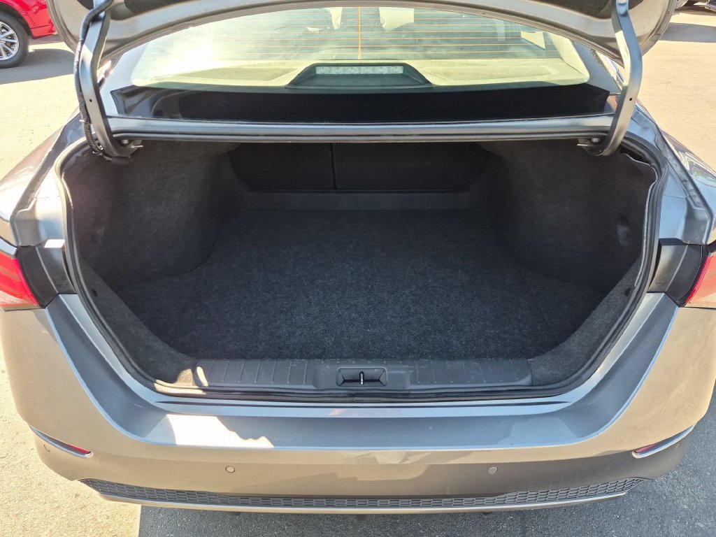 Used 2025 Nissan Sentra SV FWD image 26