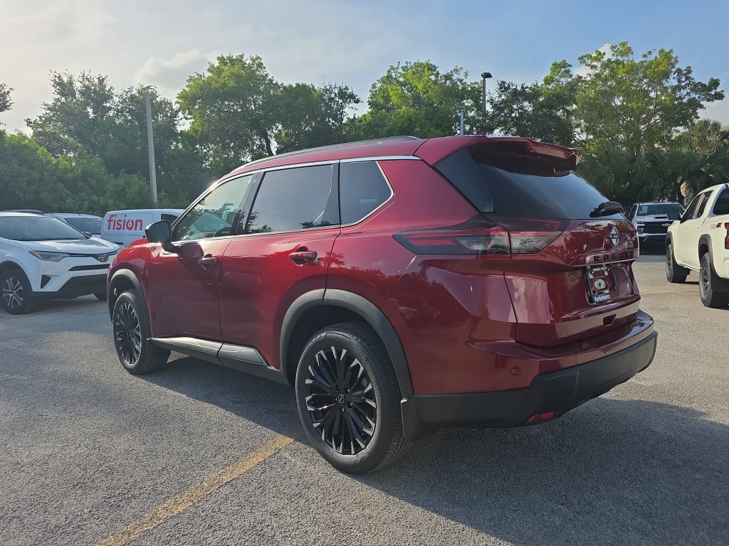 New 2026 Nissan Rogue Dark Armor FWD image 6