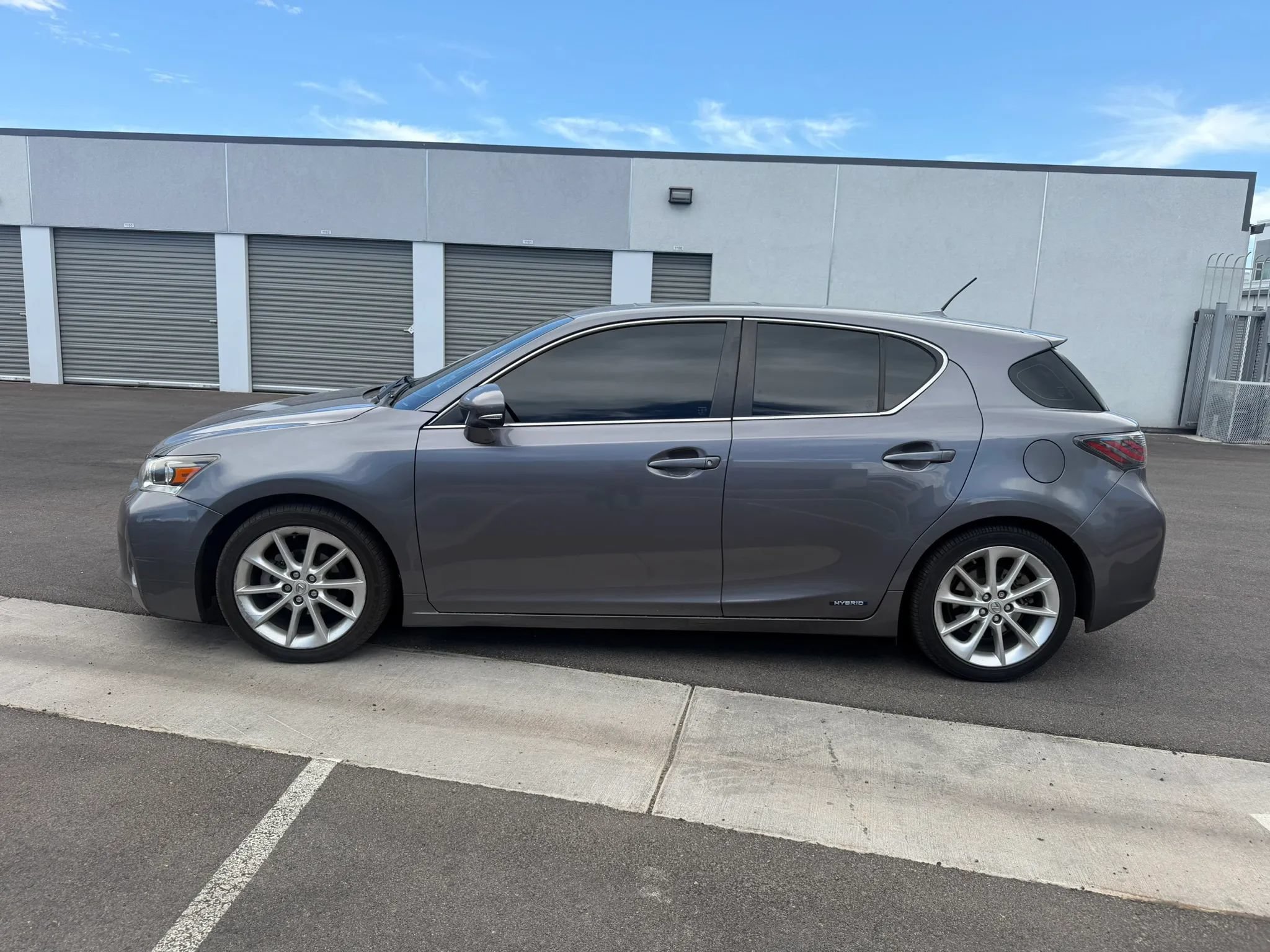 Used 2012 Lexus CT 200h Premium w/ Premium Audio Pkg FWD image 3