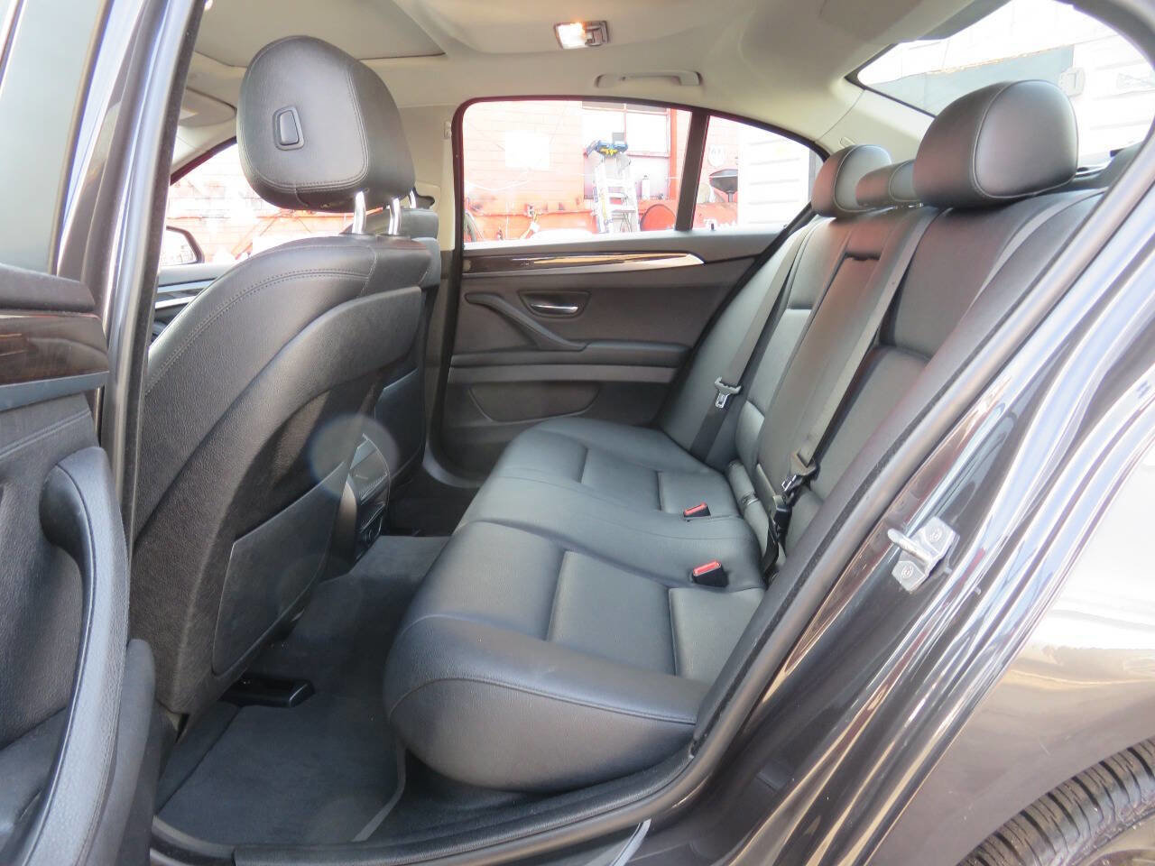 Used 2014 BMW 528i xDrive Sedan AWD/4WD image 19