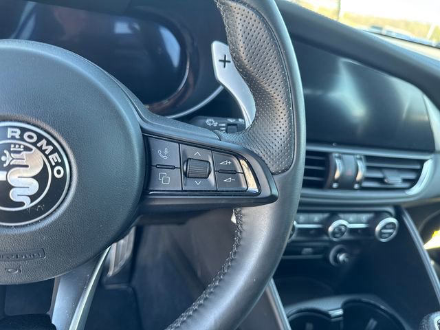 Used 2024 Alfa Romeo Giulia Veloce image 25
