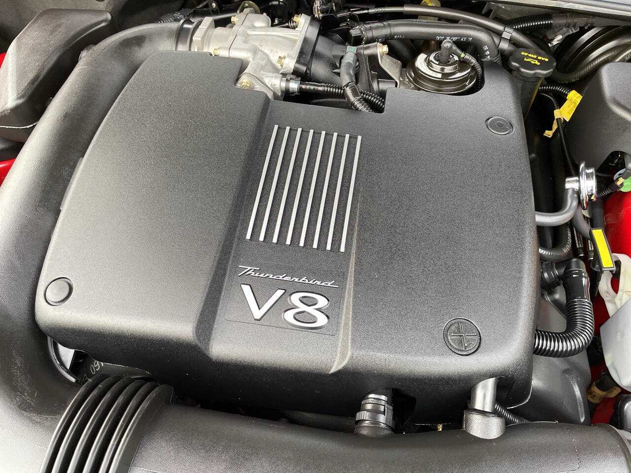 Used 2002 Ford Thunderbird Deluxe image 95