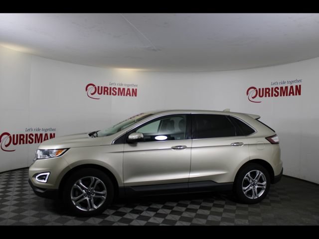 Used 2018 Ford Edge Titanium w/ Technology Package AWD/4WD image 3