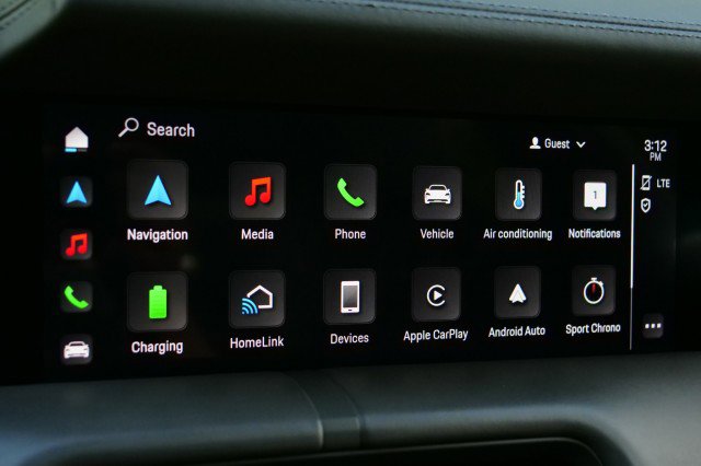 Used 2020 Porsche Taycan Turbo / Performance Package / image 18