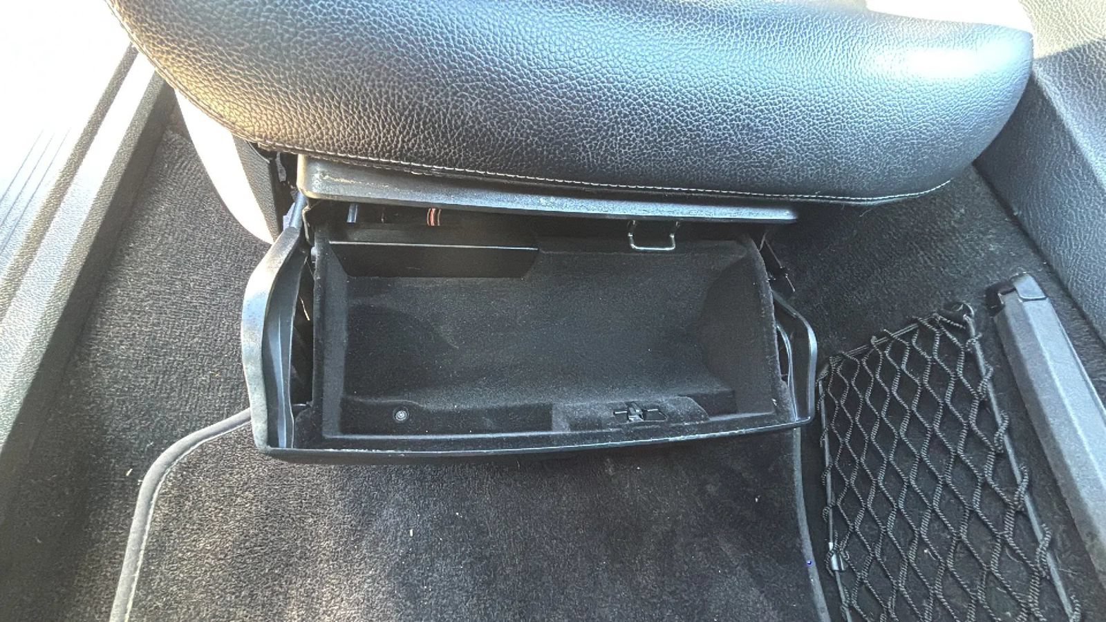 Used 2014 Mercedes-Benz E 350 Sedan image 42