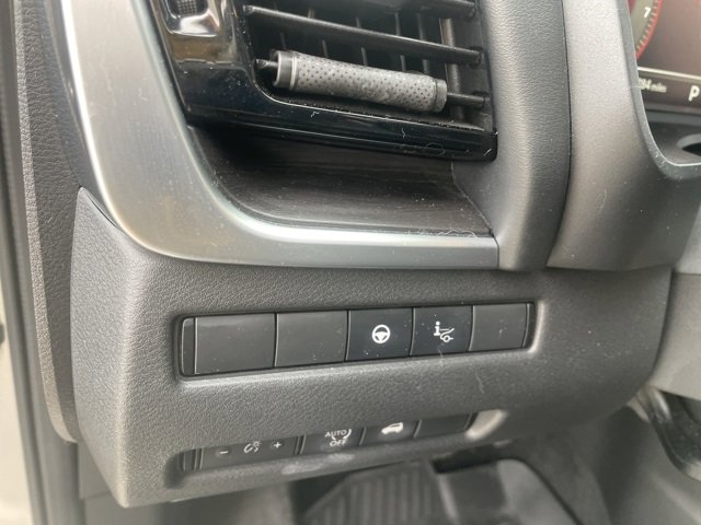 Used 2023 Nissan Rogue Platinum w/ Platinum Premium Package image 26