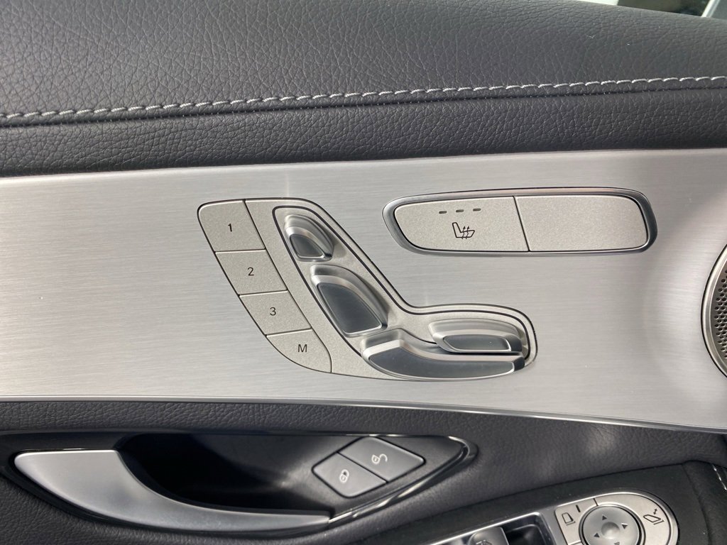 Used 2023 Mercedes-Benz GLC 300 4MATIC Coupe image 12