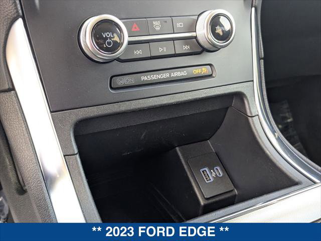 Certified 2023 Ford Edge Titanium w/ Equipment Group 301A image 17