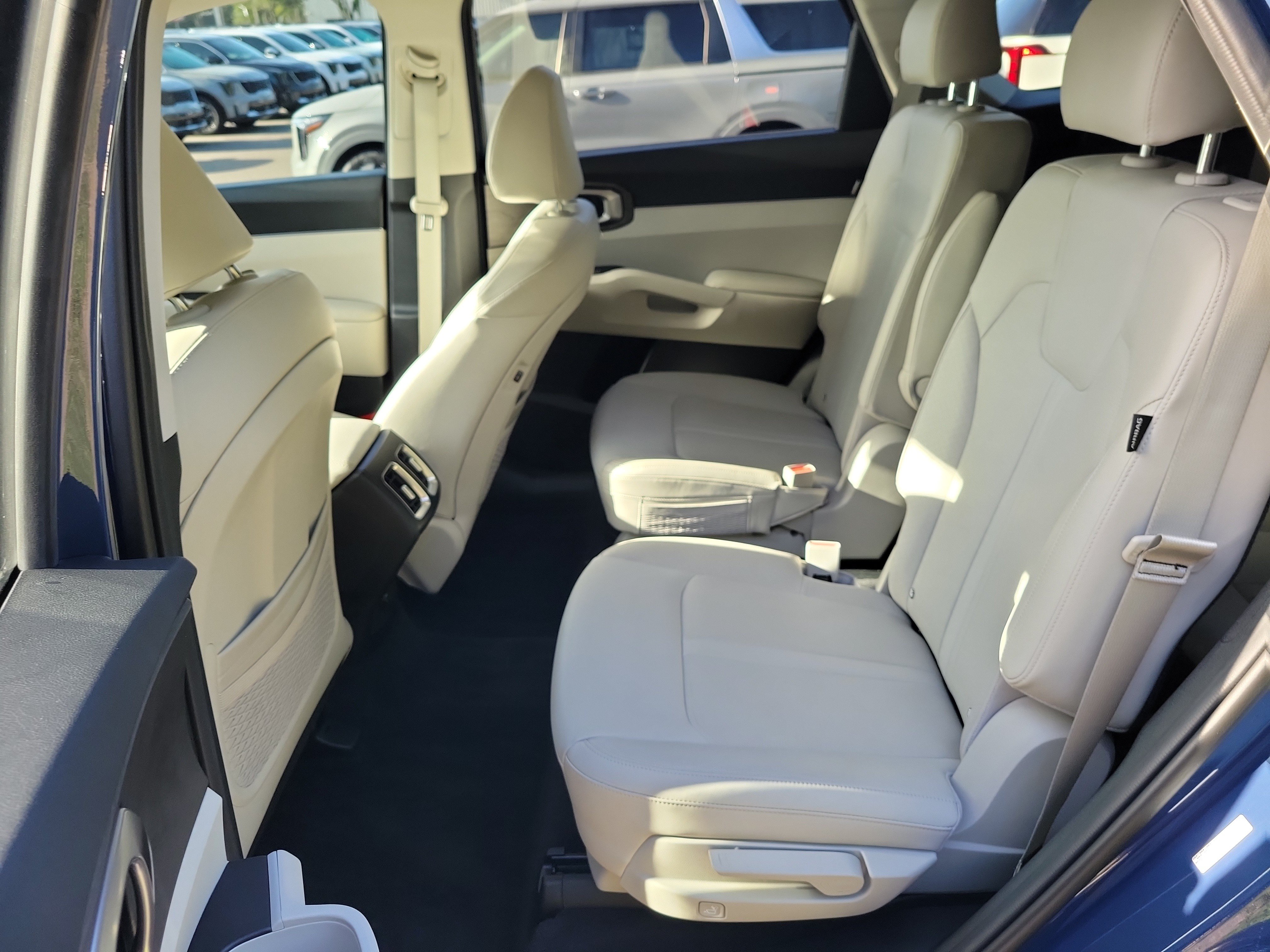 Used 2025 Kia Sorento X-Line EX AWD/4WD image 14
