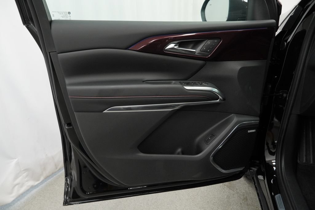 New 2027 Chevrolet Traverse RS AWD/4WD image 23