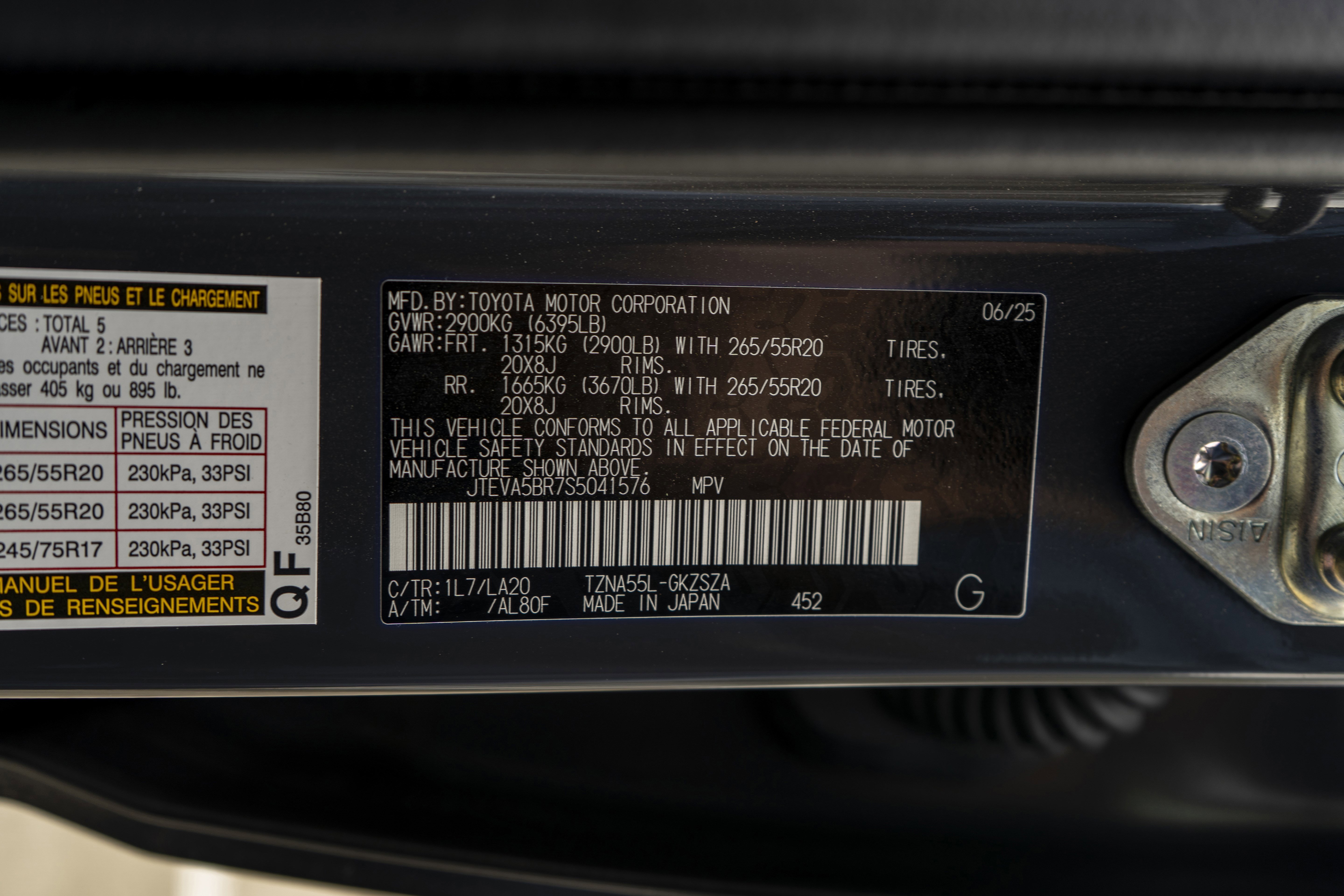 Used 2025 Toyota 4Runner Limited image 48