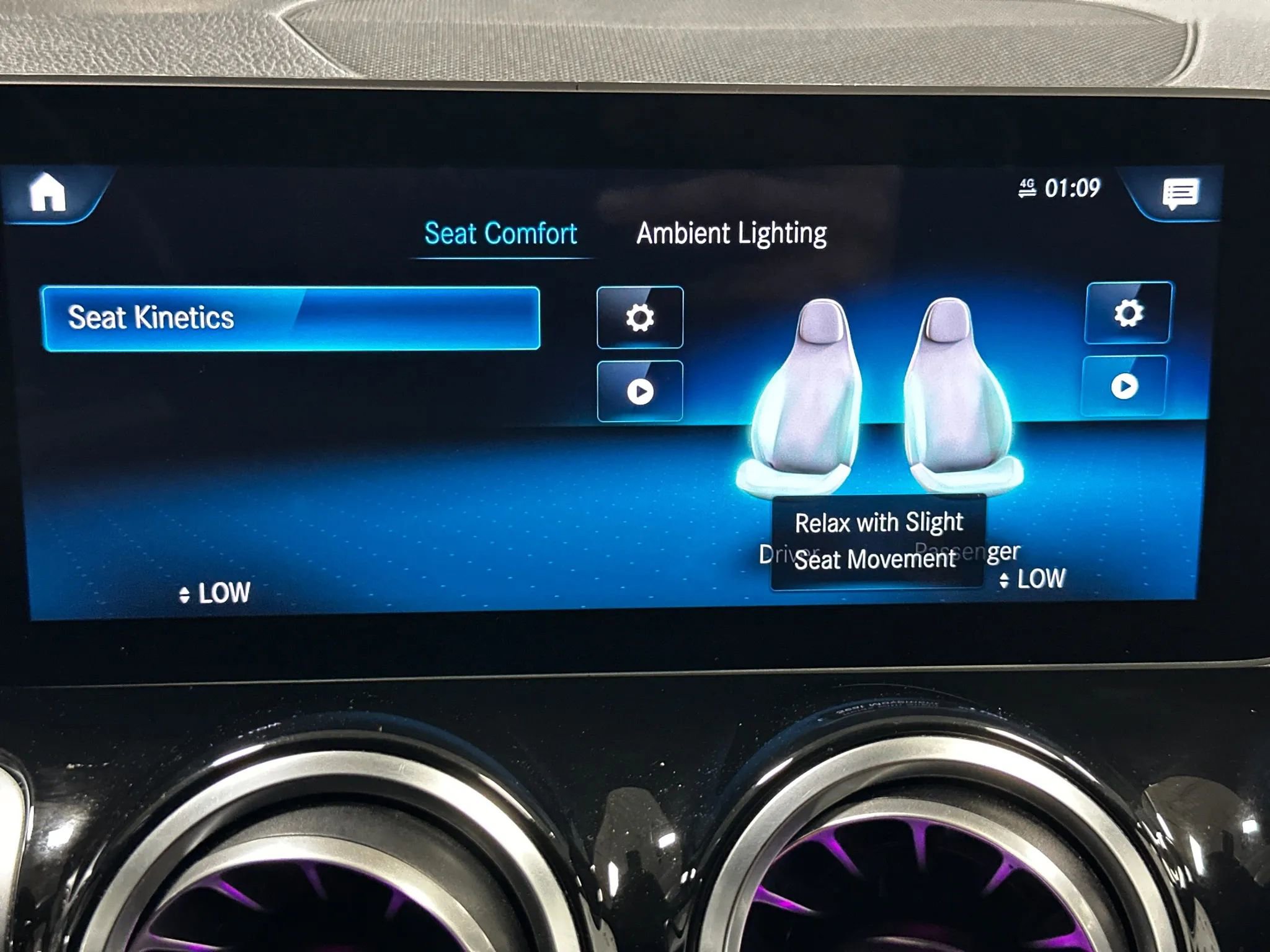 Used 2021 Mercedes-Benz GLB 250 GLB 250 Sport Utility 4D image 37