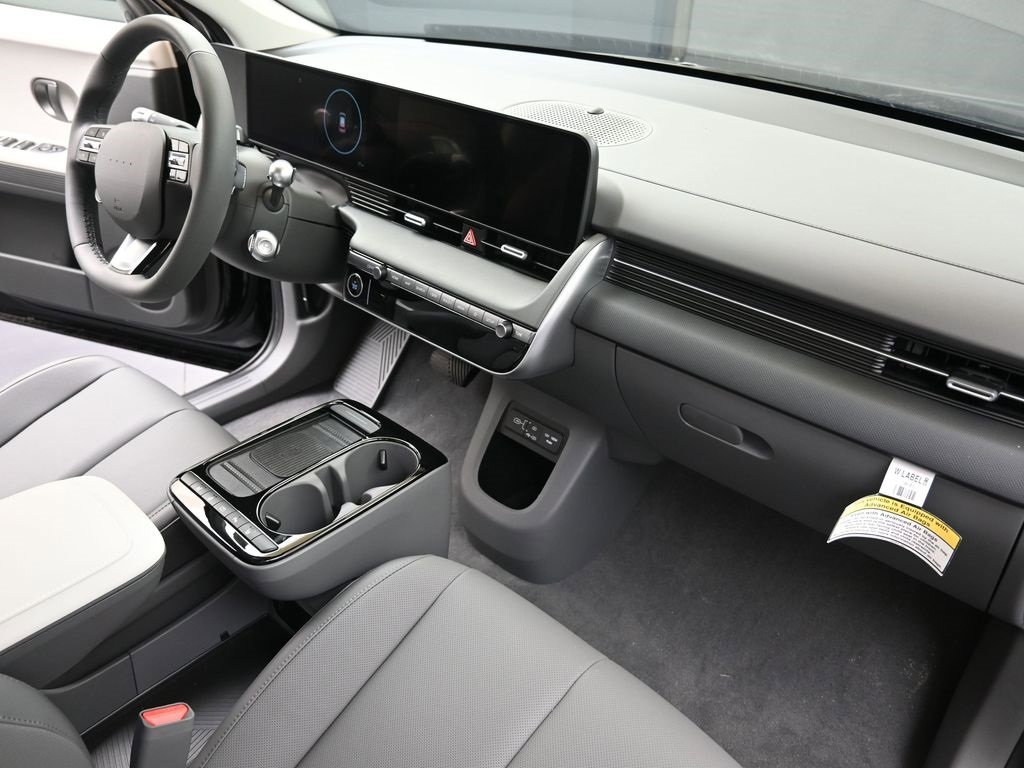 New 2025 Hyundai Ioniq 5 SEL image 13