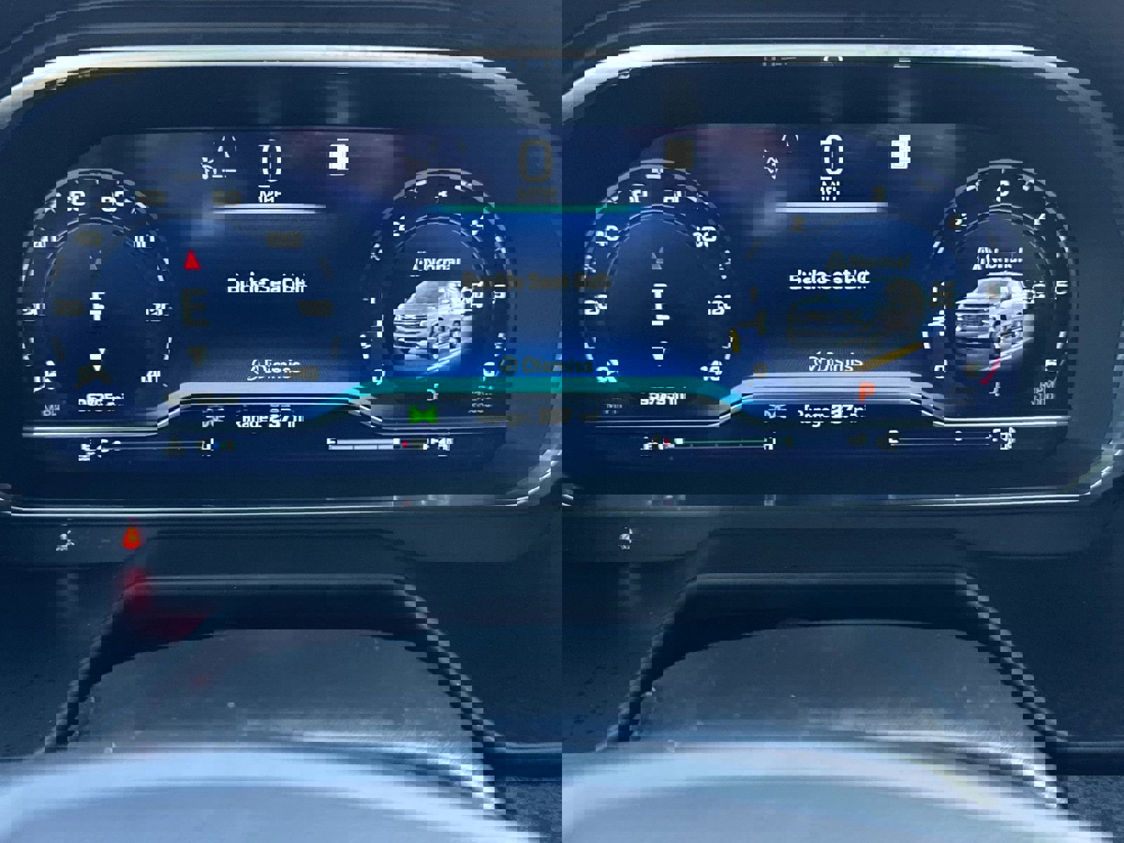 Used 2023 Chevrolet Suburban LT w/ LT Signature Package image 12