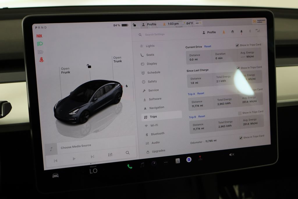 Used 2023 Tesla Model 3 Standard Range RWD image 36