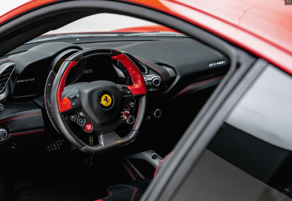 Used 2018 Ferrari 488 GTB RWD image 38
