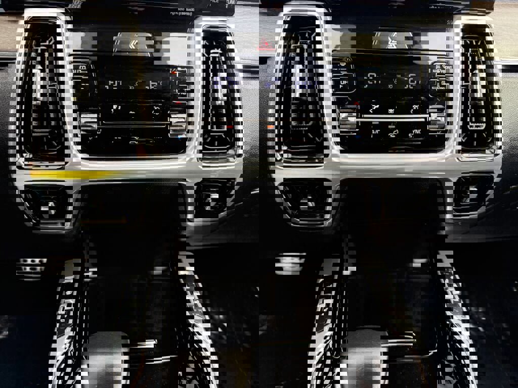 Used 2021 Kia Sorento SX Prestige image 20