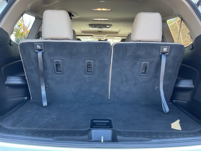 Used 2016 Honda Pilot Touring image 12