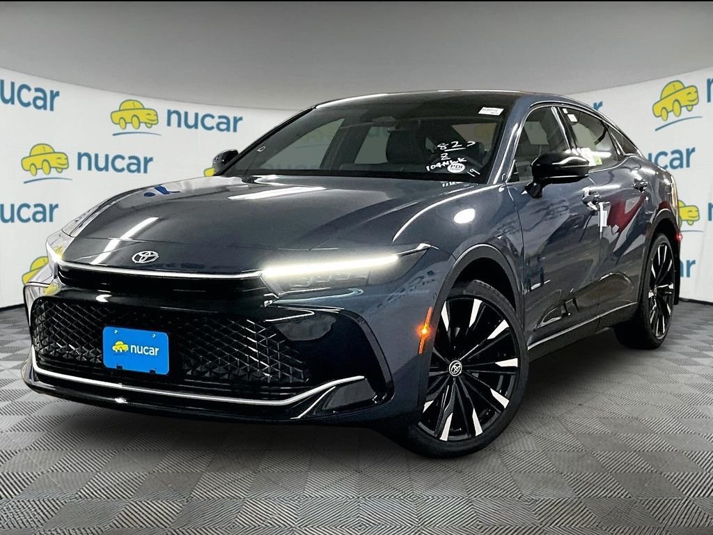 New 2026 Toyota Crown Platinum AWD/4WD image 4
