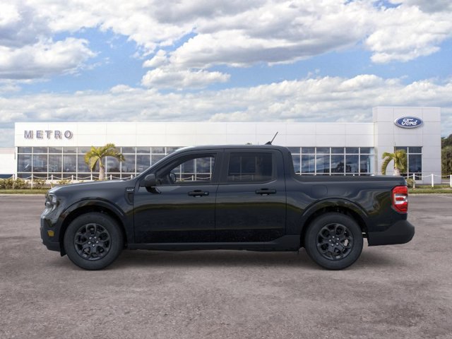 New 2026 Ford Maverick XLT FWD image 3