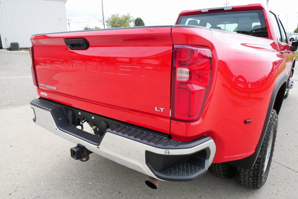 Used 2024 Chevrolet Silverado 3500 W/T w/ Snow Plow Prep/Camper Package image 9
