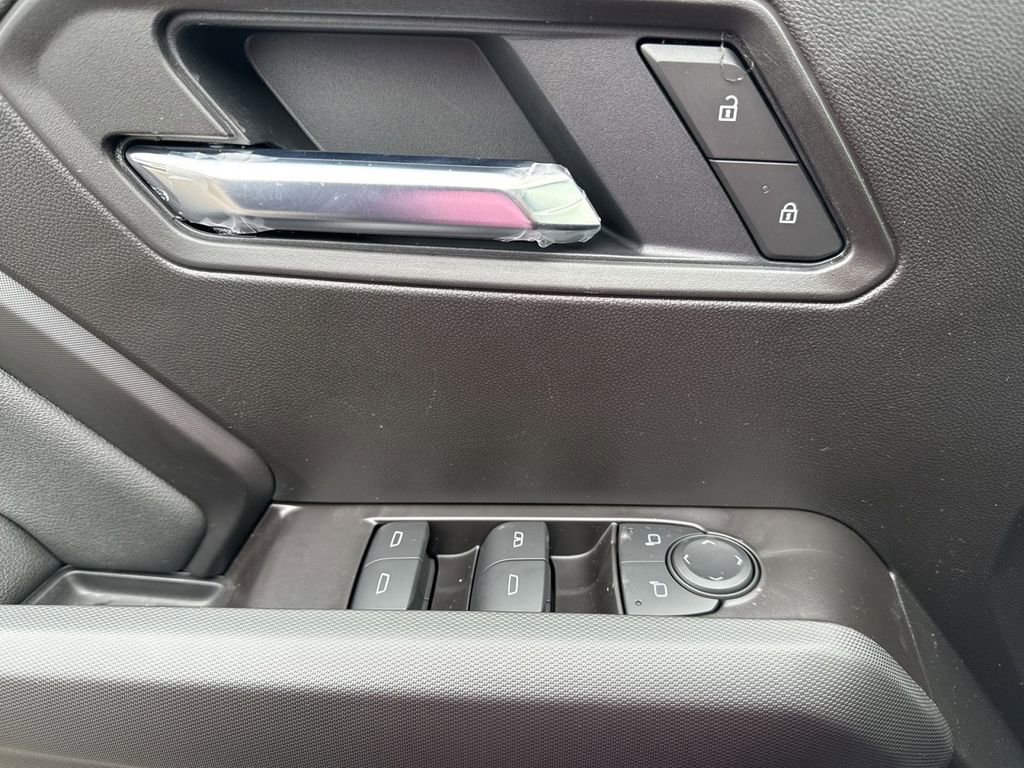 New 2026 GMC Canyon Elevation w/ Convenience Package image 15