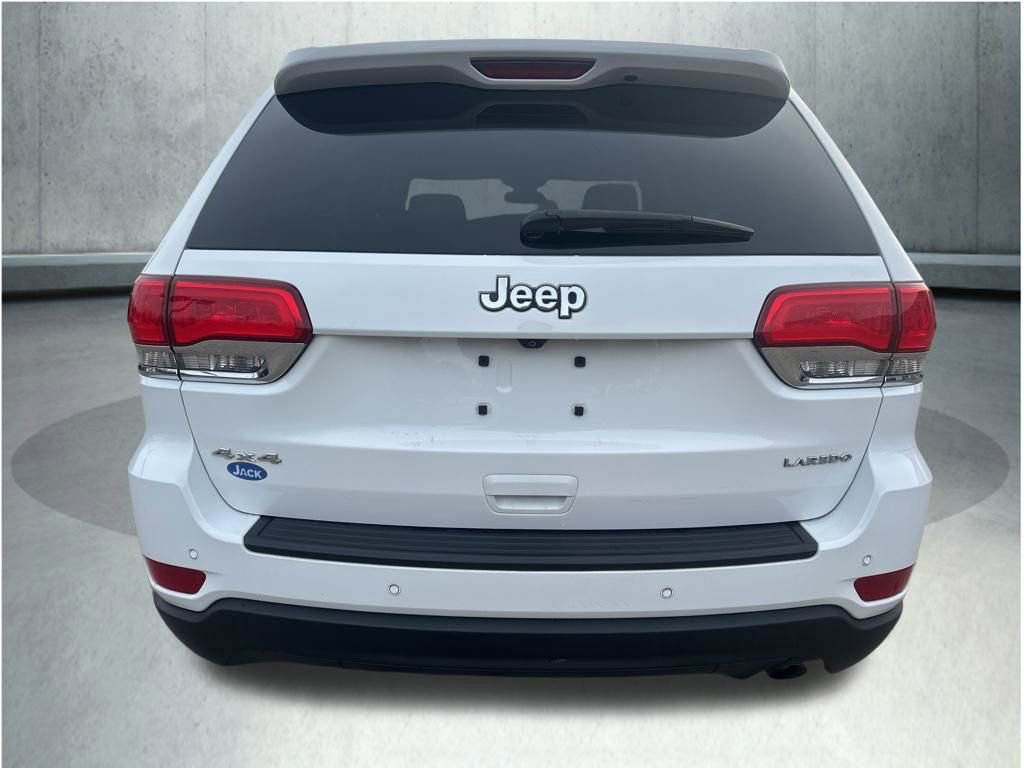 Used 2018 Jeep Grand Cherokee Laredo image 5