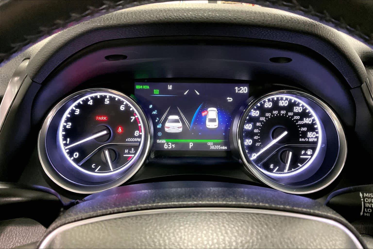 Used 2019 Toyota Camry XLE FWD image 26