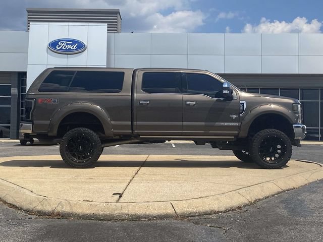 Used 2017 Ford F250 King Ranch w/ King Ranch Ultimate Package AWD/4WD image 2