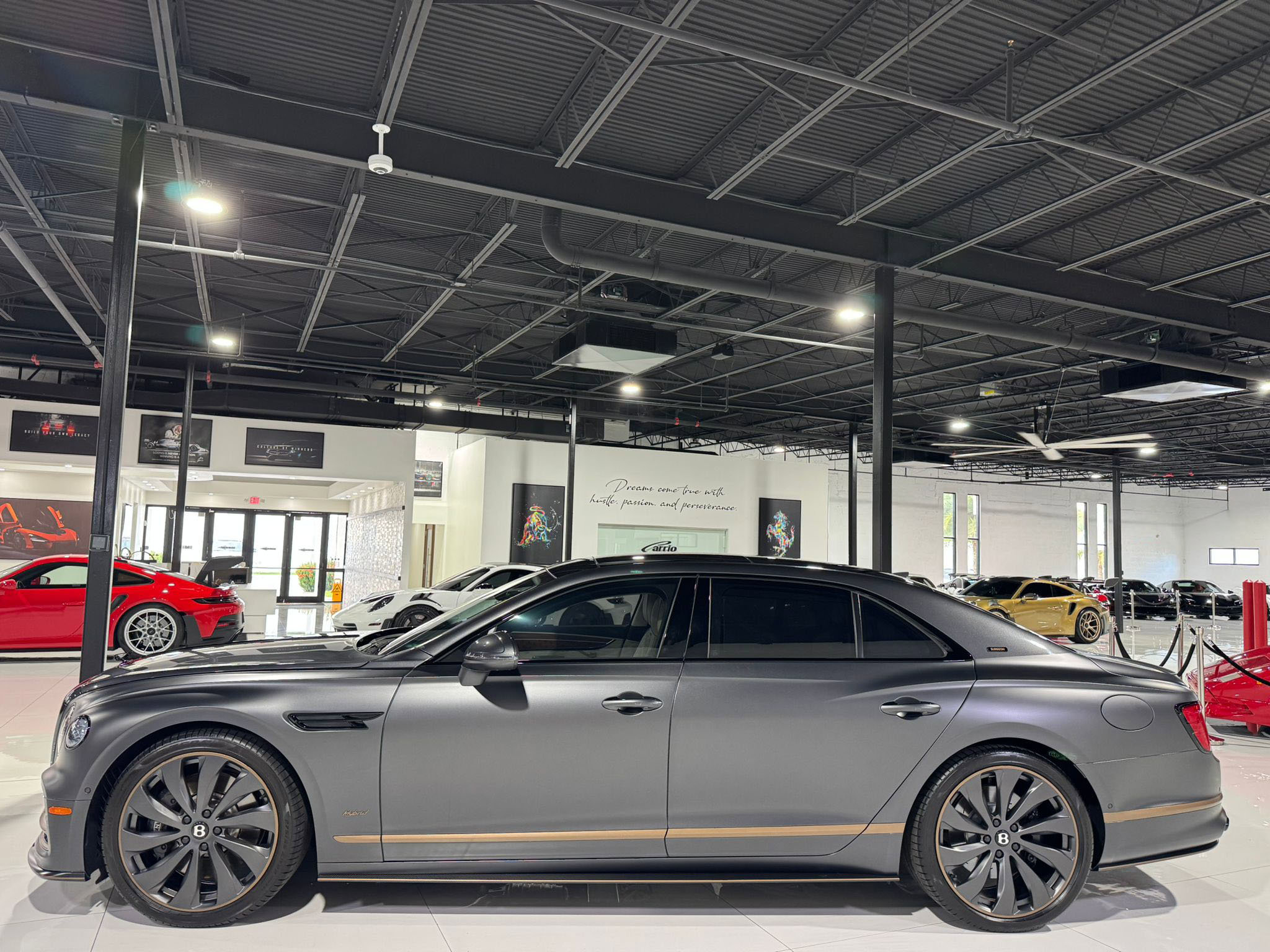 Used 2022 Bentley Flying Spur Plug-In Hybrid image 4