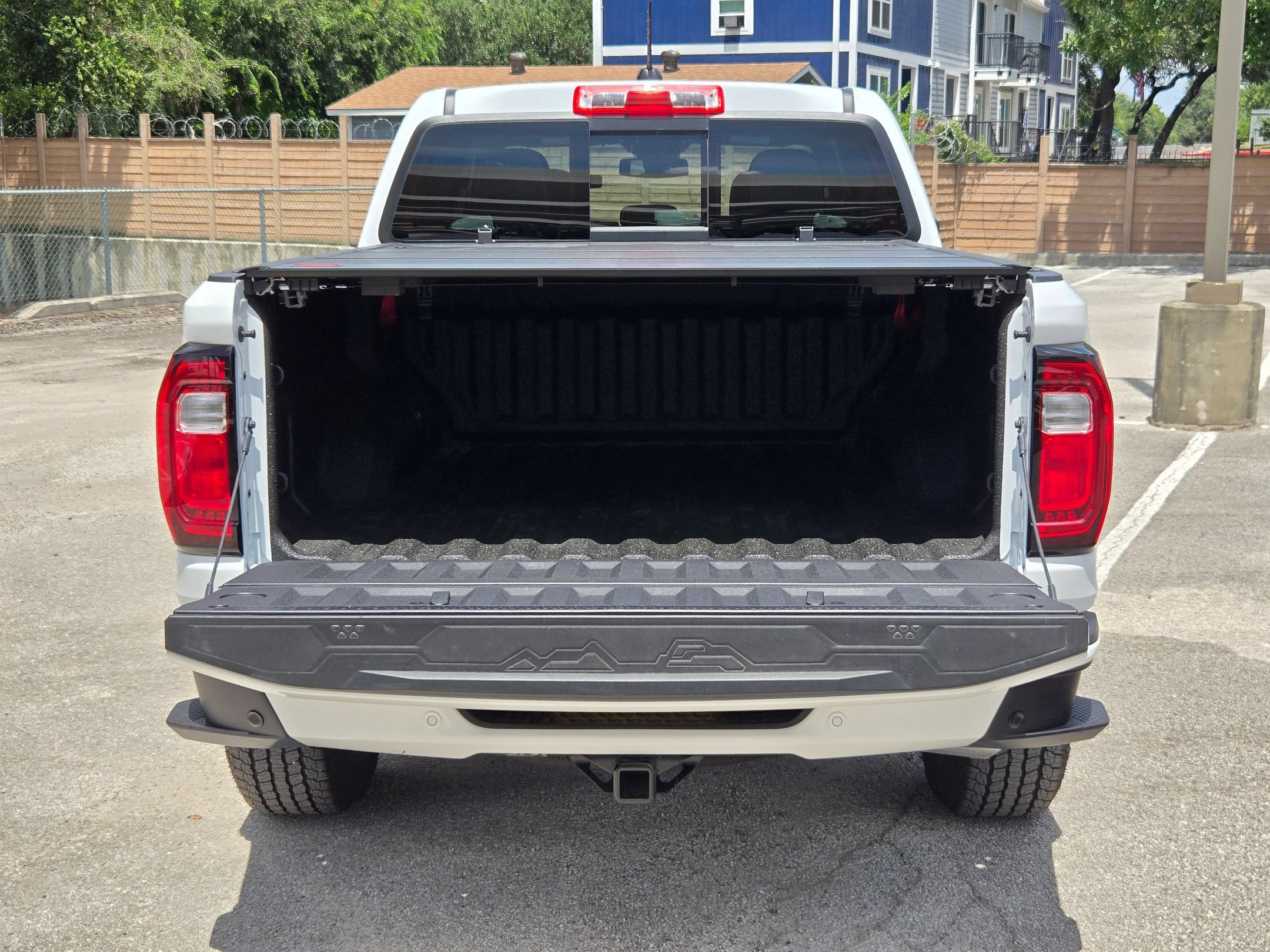 Used 2026 GMC Canyon AT4 w/ AT4 Premium Package AWD/4WD image 25