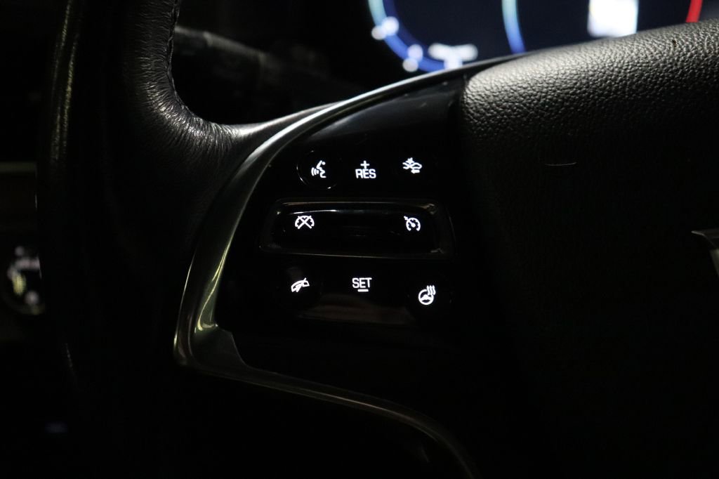 Used 2020 Cadillac Escalade ESV Premium Luxury image 12