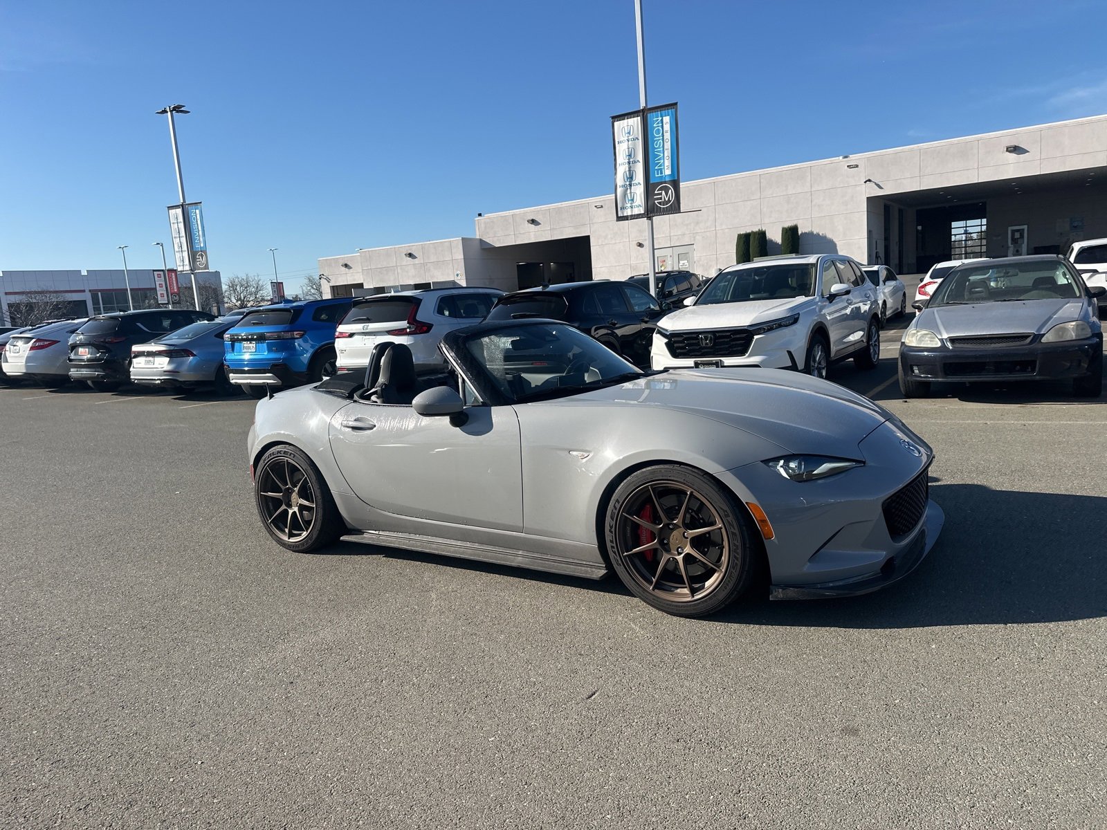 Used 2024 MAZDA MX-5 Miata Grand Touring w/ Weather Package image 2