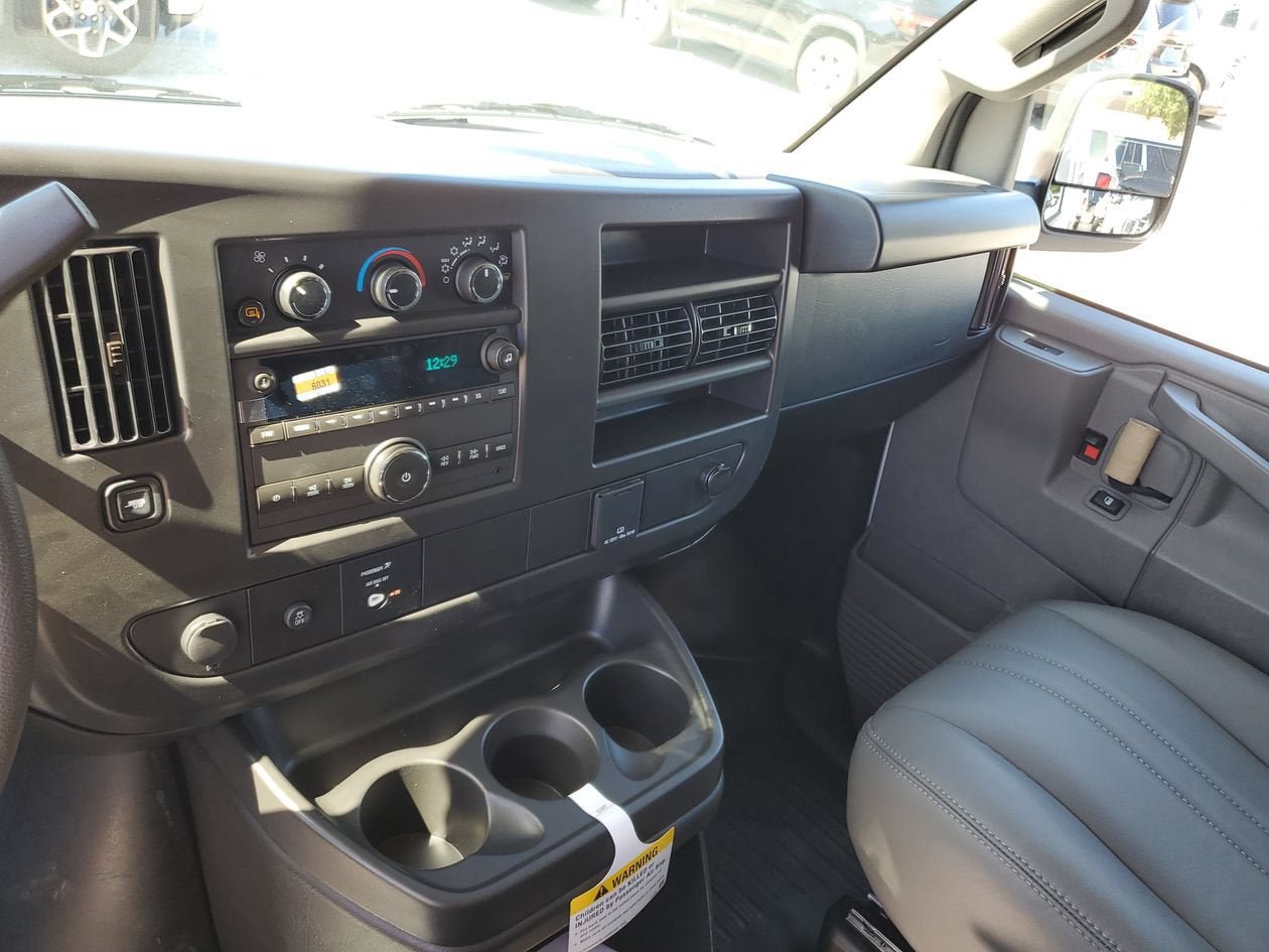 New 2026 GMC Savana 2500 Extended RWD image 25
